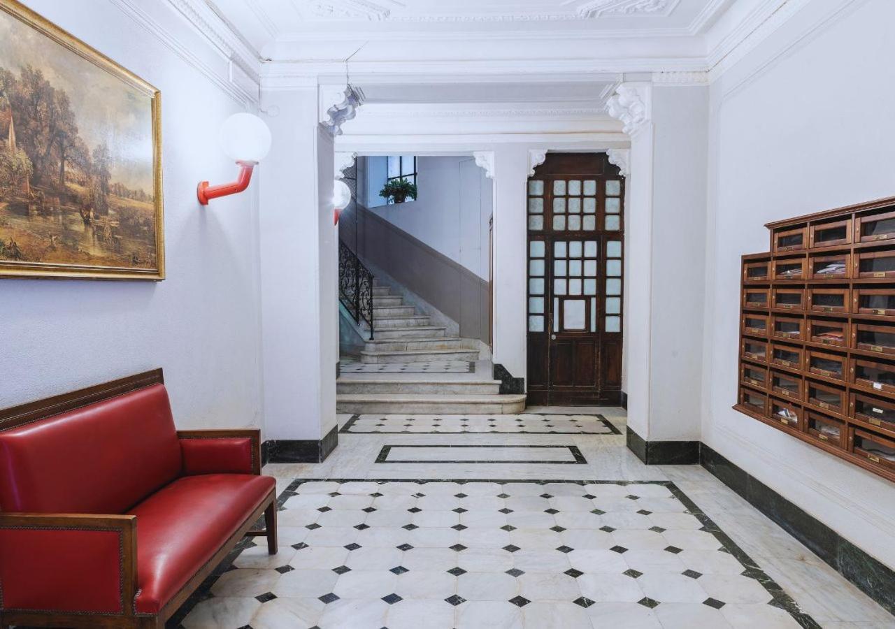 La Superba - Parcheggio Gratis Nel Cuore Di Genova Exterior photo
